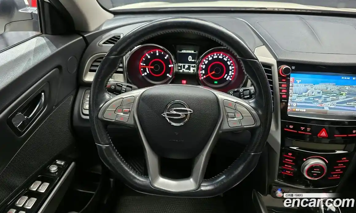 SsangYong TIBOLI 2016 1.6 Автомат в Москве № 818450, фото 14