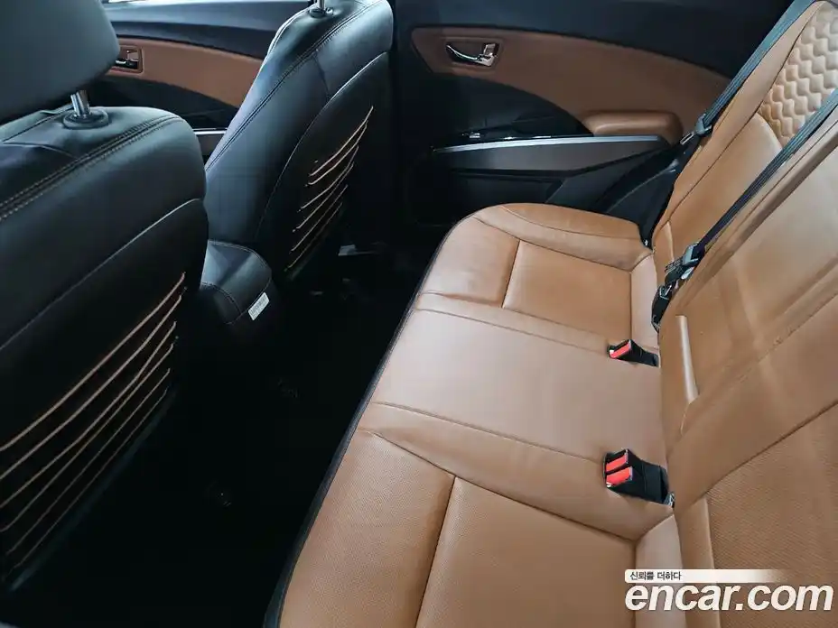 SsangYong TIBOLI 2019 1.6 Автомат в Москве № 818829, фото 7