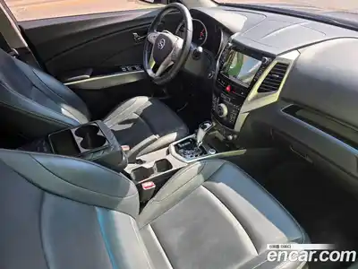 SsangYong TIBOLI 2015 1.6 Автомат в Москве № 818952, миниатюра 11