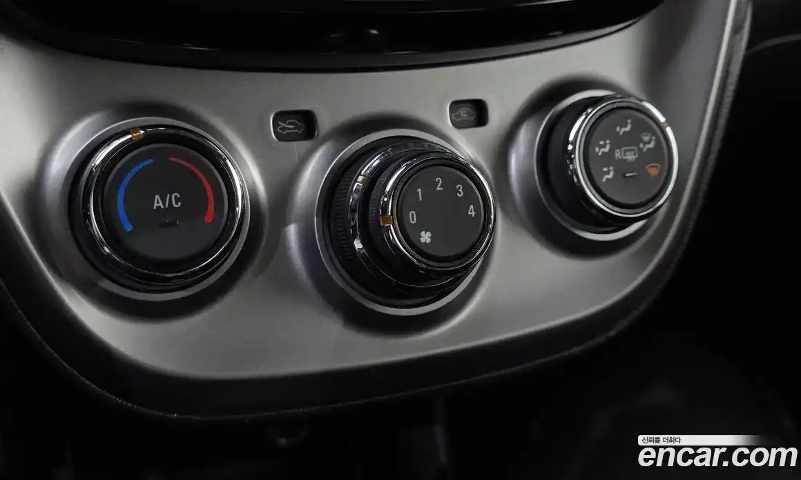 Chevrolet Spark 2016 1.0 Автомат в Москве № 819327, фото 16