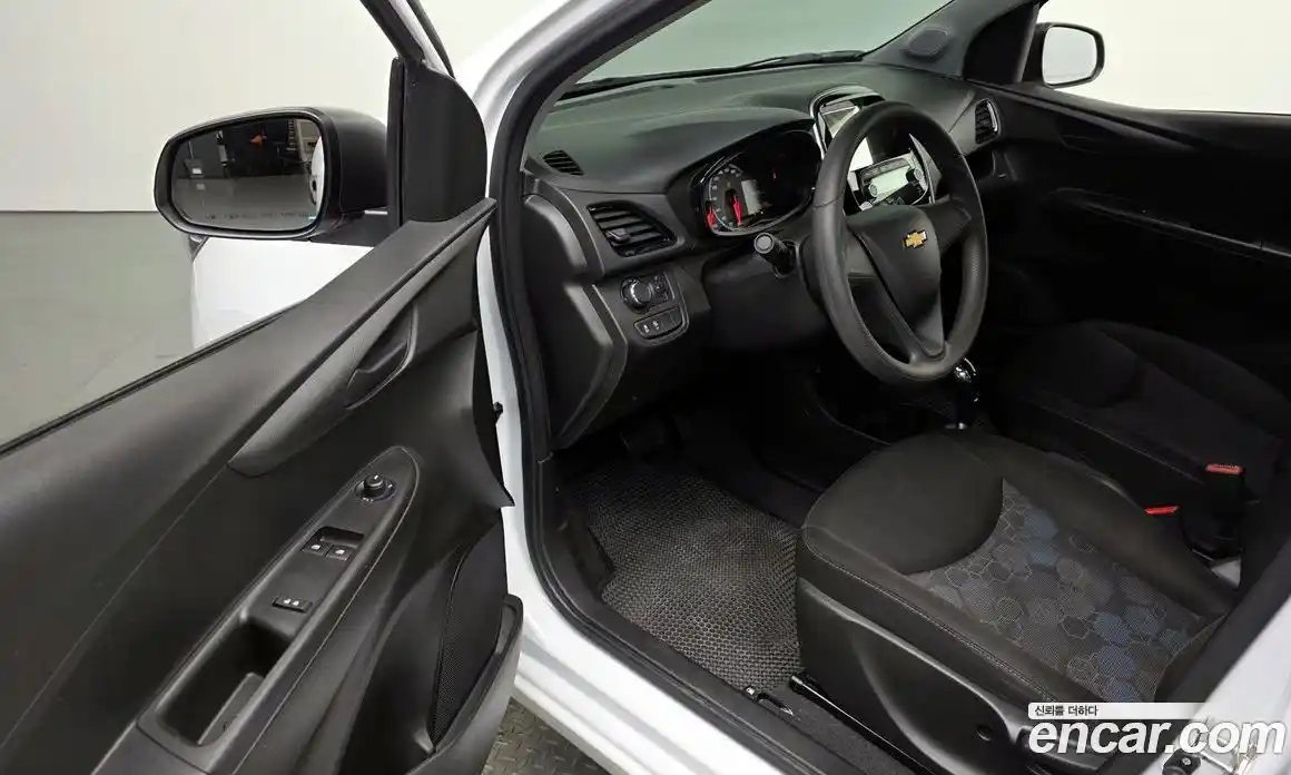 Chevrolet Spark 2016 1.0 Автомат в Москве № 819327, фото 10