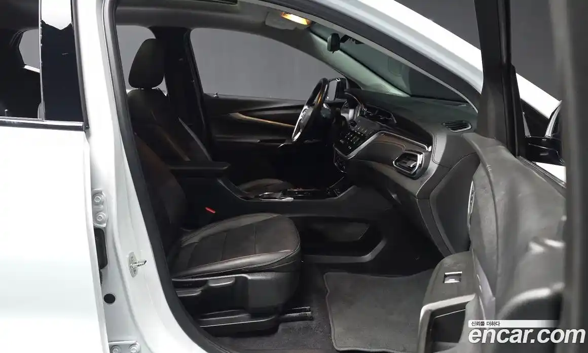 Chevrolet 볼트 EUV 2022 0.2 Автомат в Москве № 819869, фото 11