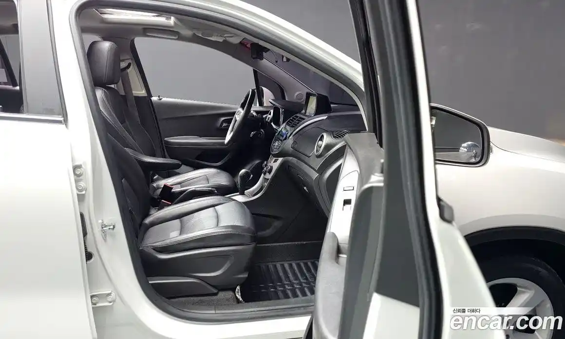 Chevrolet Trax 2016 1.4 Автомат в Москве № 819967, фото 11