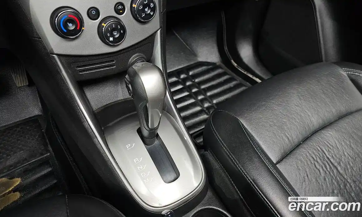 Chevrolet Trax 2016 1.4 Автомат в Москве № 819967, фото 9