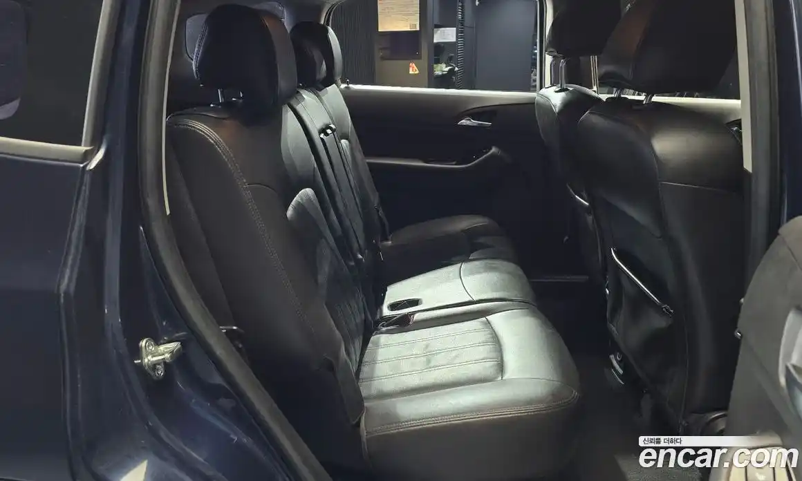 Chevrolet Orlando 2016 2.0 Автомат в Москве № 820054, фото 13