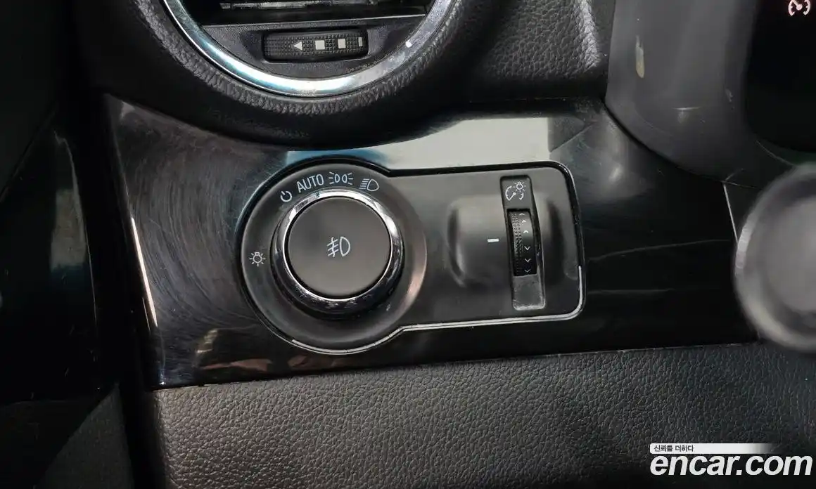 Chevrolet Orlando 2016 2.0 Автомат в Москве № 820054, фото 17