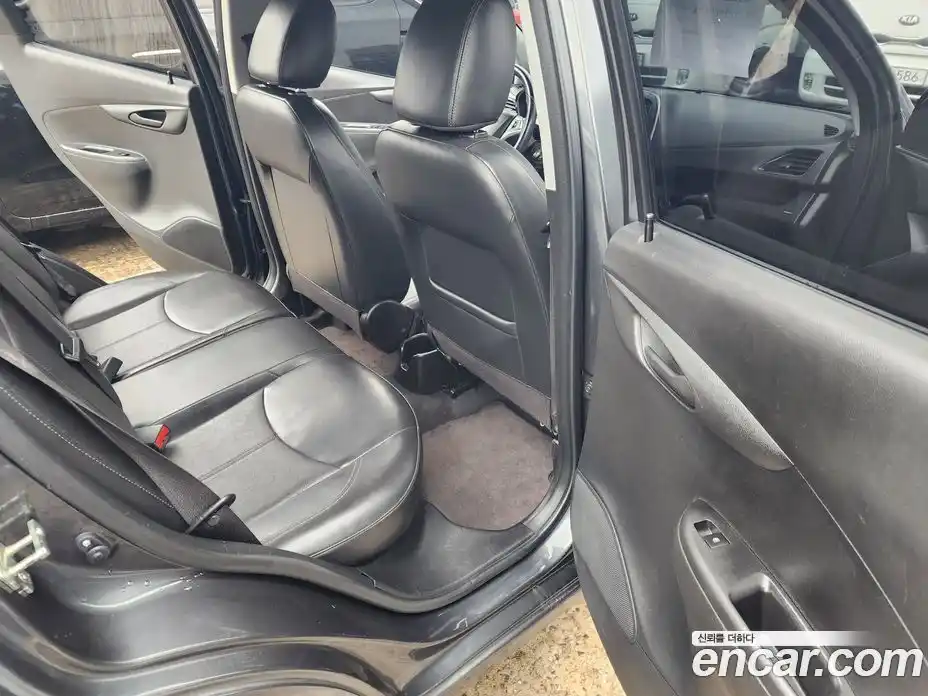 Chevrolet Spark 2016 1.0 Автомат в Москве № 820115, фото 10