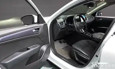 Renault XM3 2020 1.6 Автомат в Москве № 820654, миниатюра 11