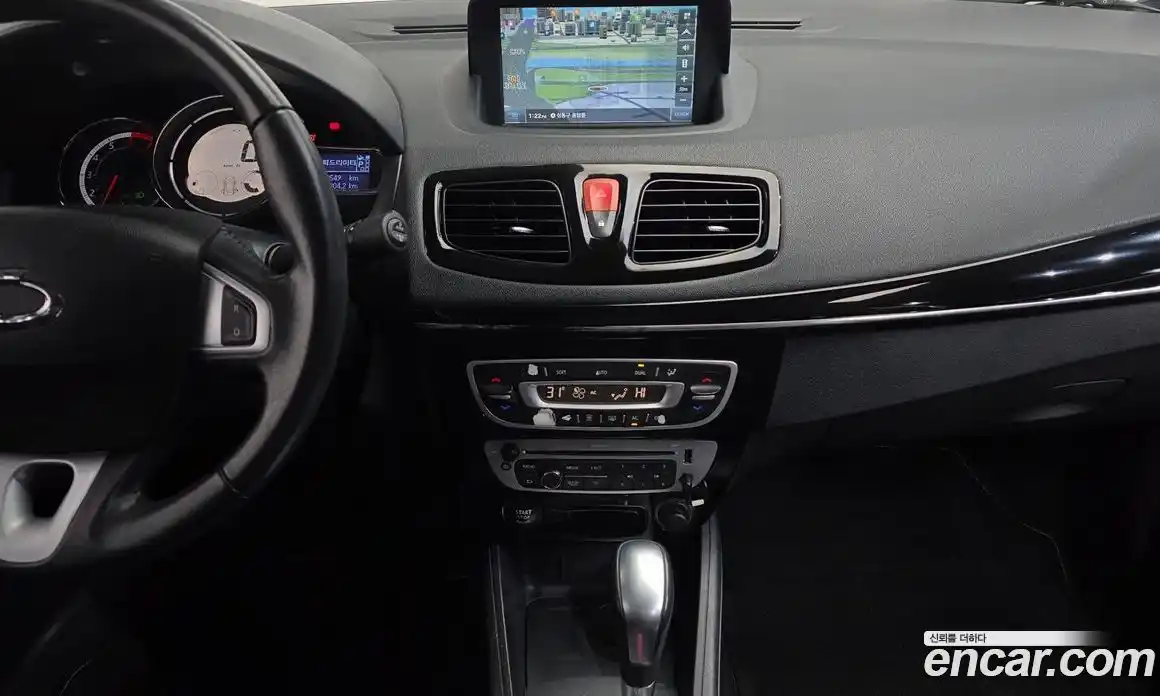 Renault SM3 2016 1.6 Автомат в Москве № 820702, фото 15