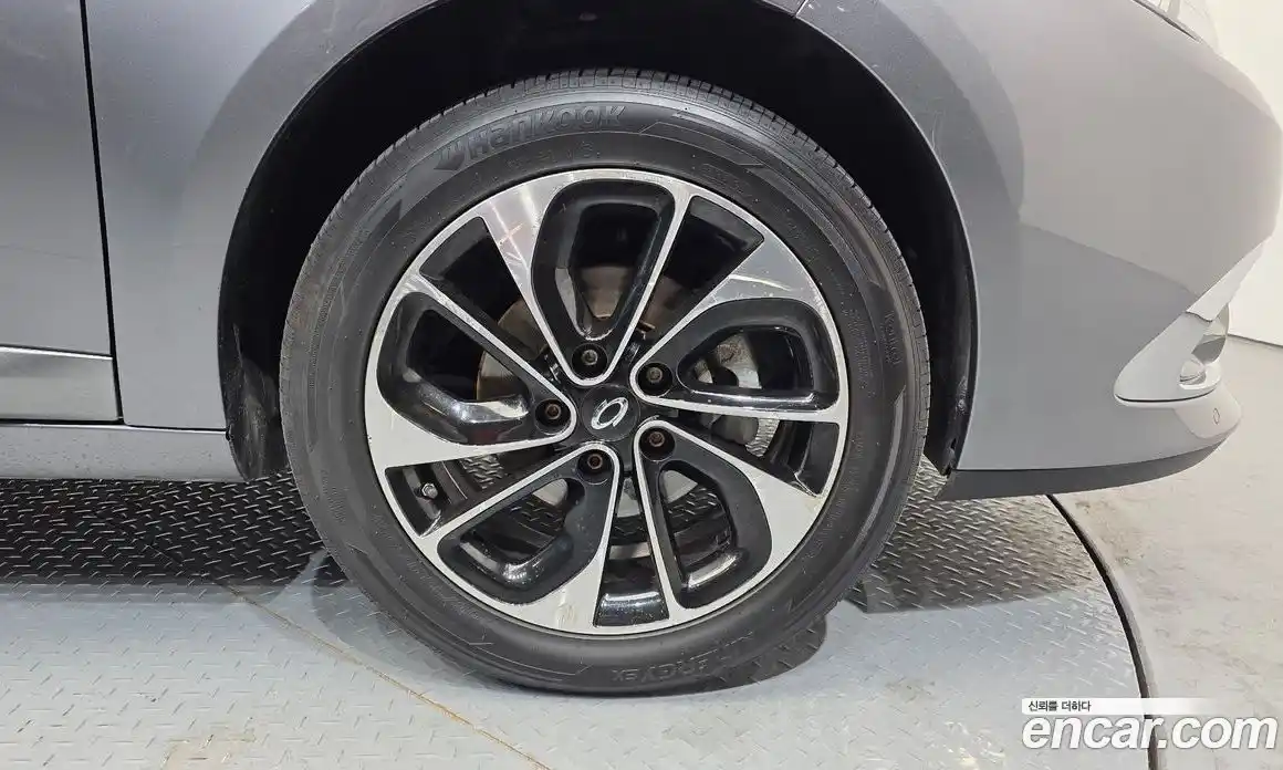 Renault SM3 2016 1.6 Автомат в Москве № 820702, фото 5