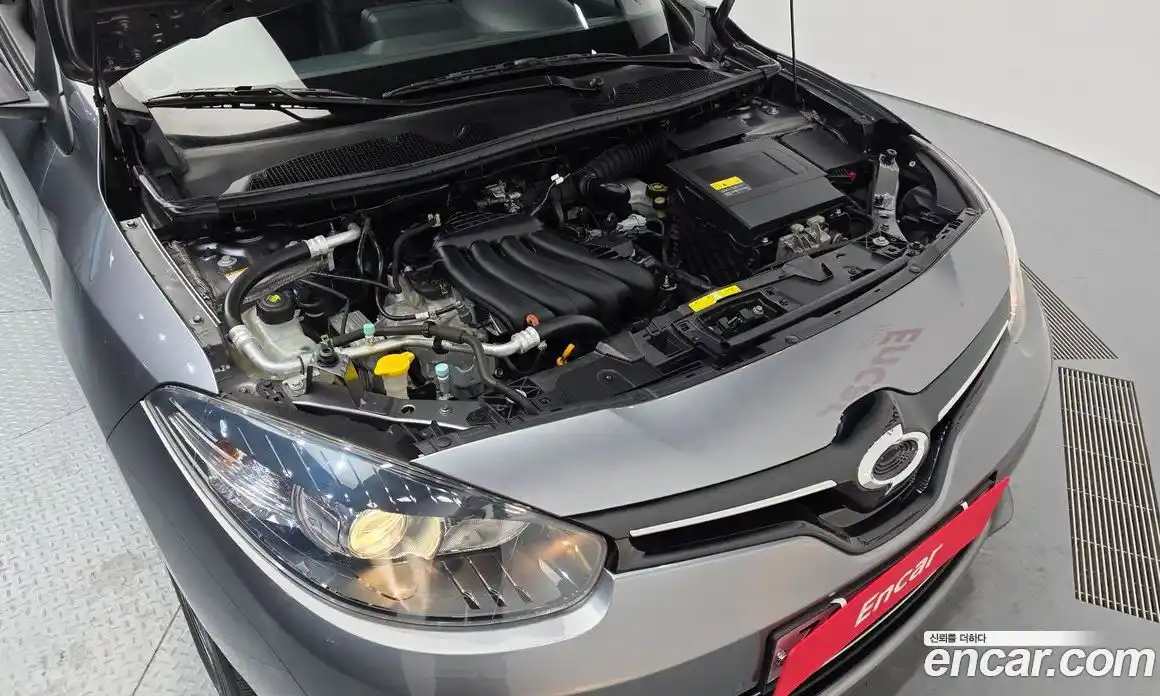 Renault SM3 2016 1.6 Автомат в Москве № 820702, фото 6