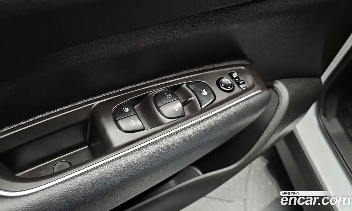 Renault QM6 2018 2.0 Автомат в Москве № 820725, фото 17