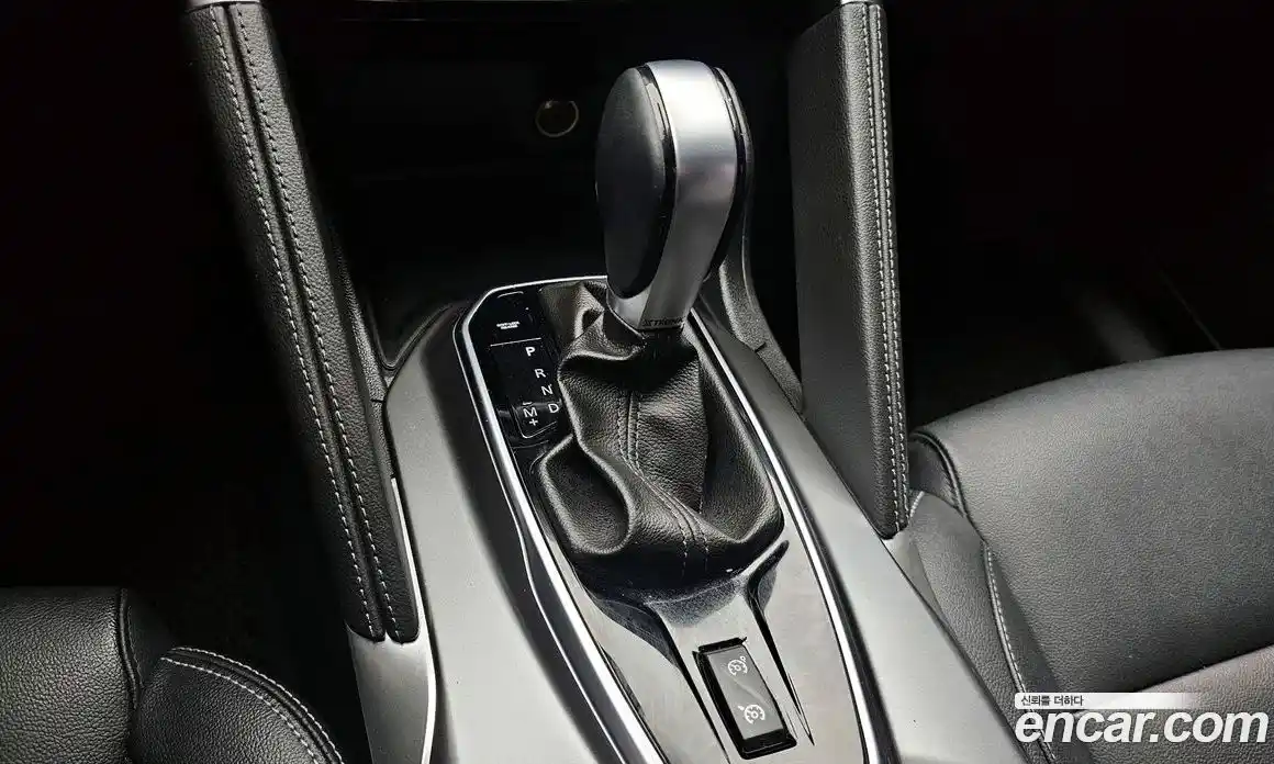 Renault QM6 2018 2.0 Автомат в Москве № 820725, фото 9