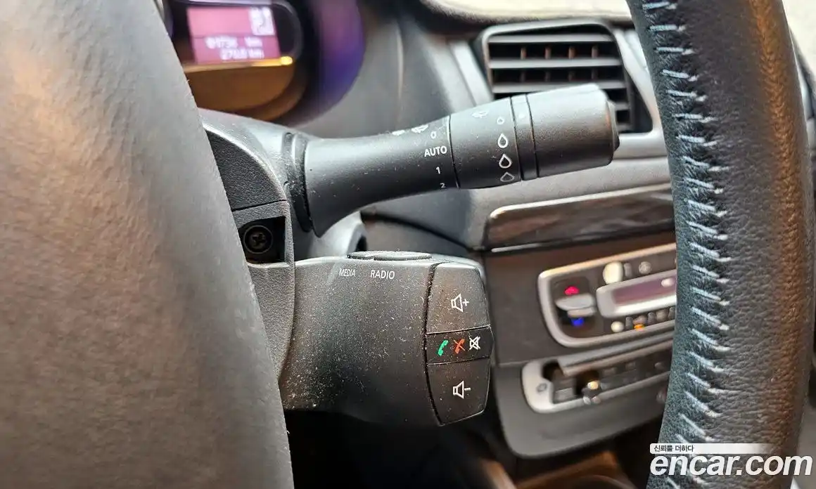 Renault SM3 2012 1.6 Автомат в Москве № 820803, фото 19