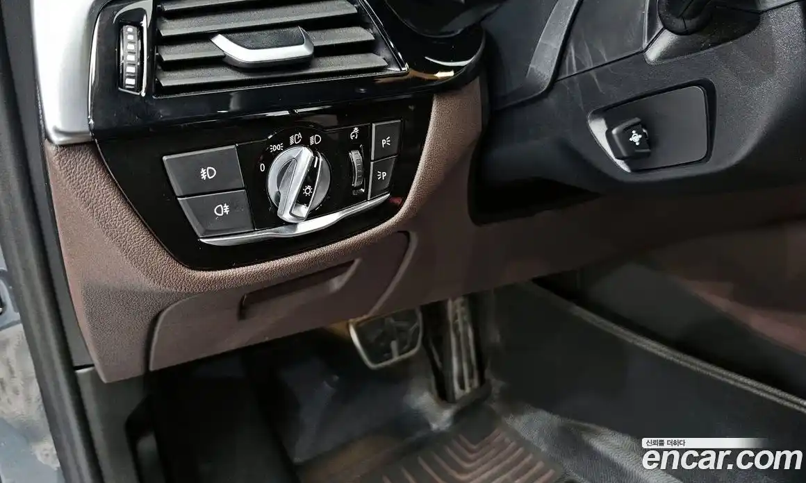 BMW 5-Series 2018 2.0 Автомат в Москве № 821470, фото 19