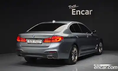 BMW 5-Series 2018 2.0 Автомат в Москве № 821470, миниатюра 2