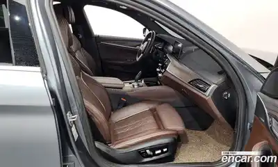 BMW 5-Series 2019 2.0 Автомат в Москве № 821507, миниатюра 11
