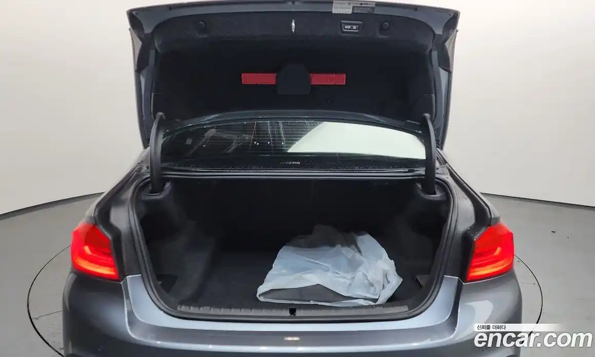 BMW 5-Series 2019 2.0 Автомат в Москве № 821507, фото 20