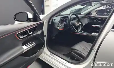 Mercedes-Benz E-Class 2024 2.0 Автомат в Москве № 821916, миниатюра 10