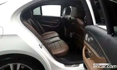 Mercedes-Benz E-Class 2022 2.0 Автомат в Москве № 821934, миниатюра 12