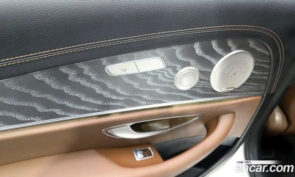 Mercedes-Benz E-Class 2022 2.0 Автомат в Москве № 821934, фото 19