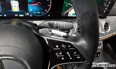 Mercedes-Benz E-Class 2022 2.0 Автомат в Москве № 821934, миниатюра 9