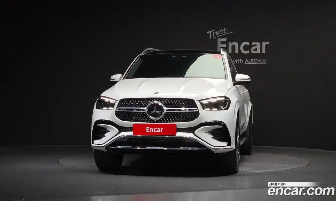 Mercedes-Benz GLE-Class 2023 3.0 Автомат в Москве № 821941, фото 3