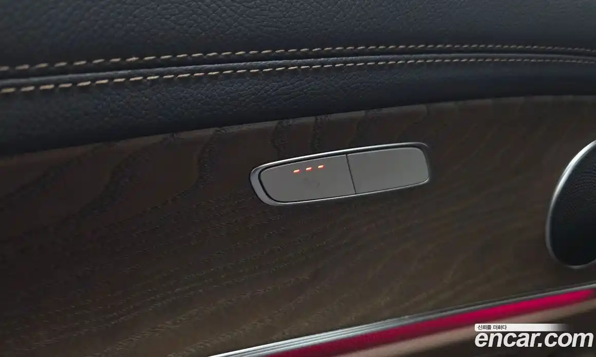 Mercedes-Benz E-Class 2022 2.0 Автомат в Москве № 822037, фото 18