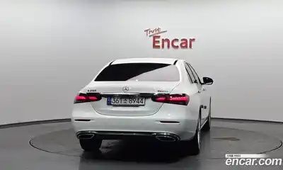 Mercedes-Benz E-Class 2022 2.0 Автомат в Москве № 822037, миниатюра 3