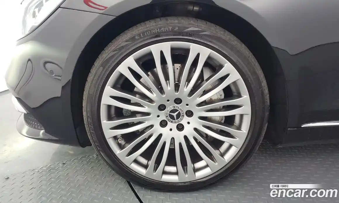 Mercedes-Benz S-Class 2018 4.0 Автомат в Москве № 822175, фото 5