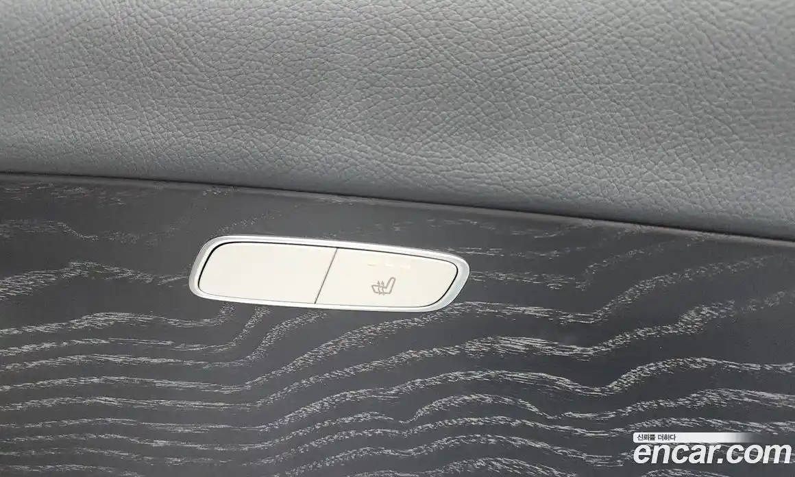 Mercedes-Benz E-Class 2022 2.0 Автомат в Москве № 822204, фото 18