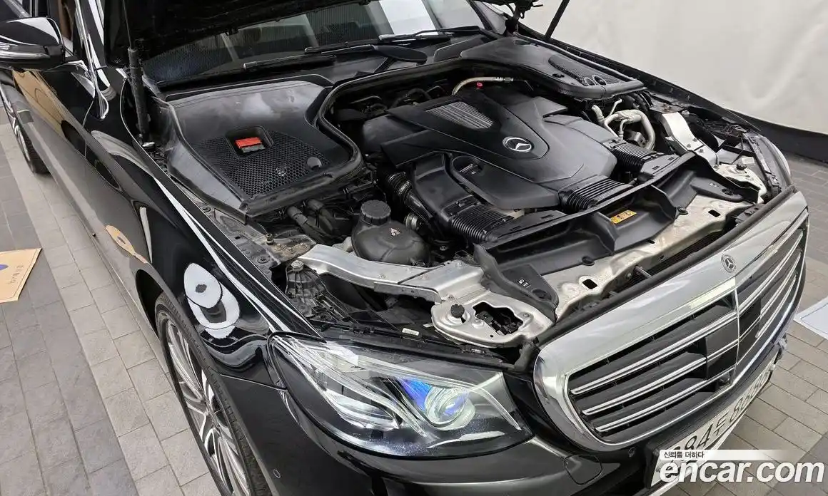 Mercedes-Benz E-Class 2020 3.0 Автомат в Москве № 822816, фото 6