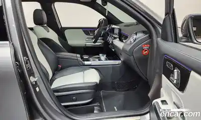 Mercedes-Benz GLB-Class 2020 2.0 Автомат в Москве № 822972, миниатюра 11