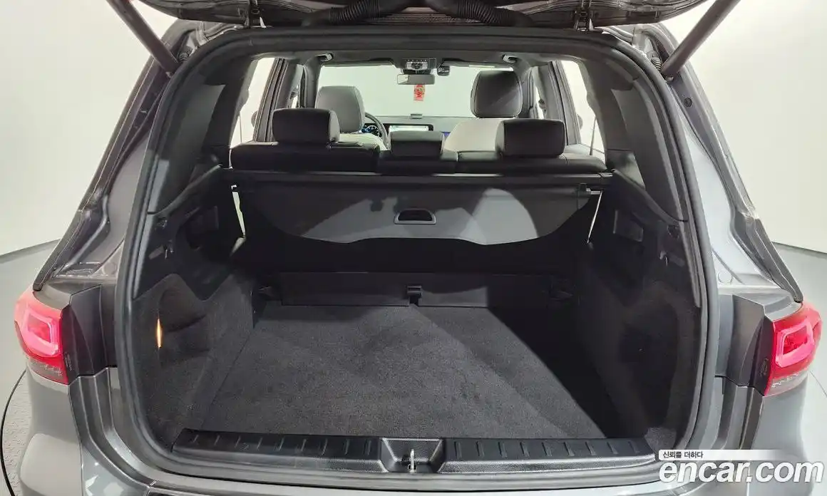 Mercedes-Benz GLB-Class 2020 2.0 Автомат в Москве № 822972, фото 20