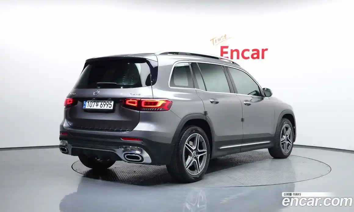 Mercedes-Benz GLB-Class 2020 2.0 Автомат в Москве № 822972, фото 2