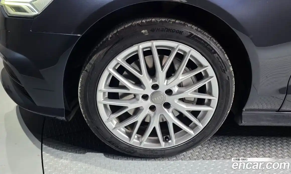 Audi A6 2018 2.0 Автомат в Москве № 823280, фото 4