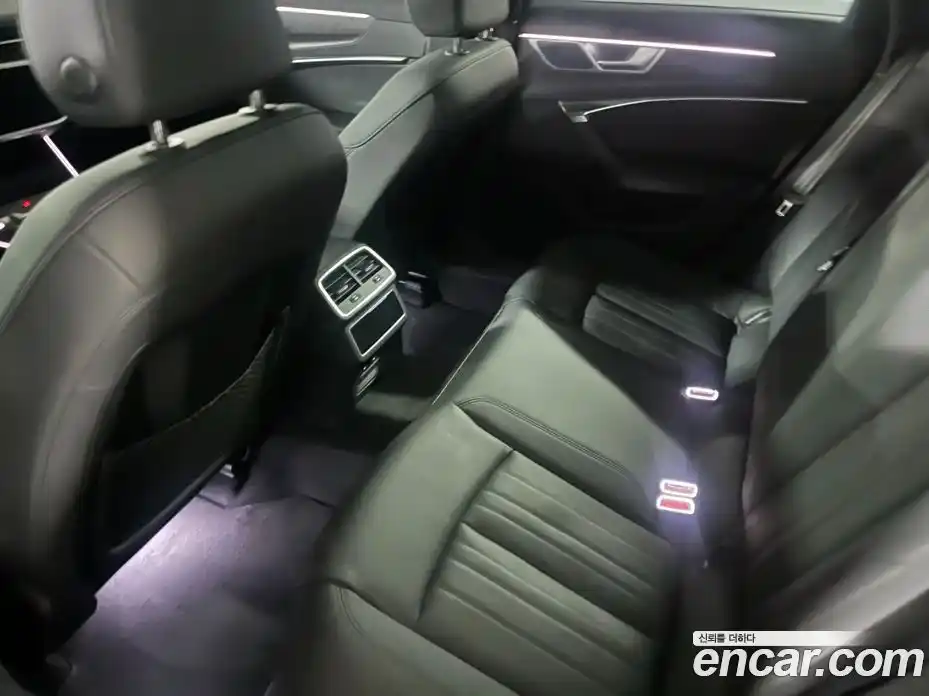 Audi A6 2023 2.0 Автомат в Москве № 823616, фото 4