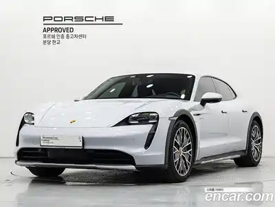 Porsche Taycan, 2023