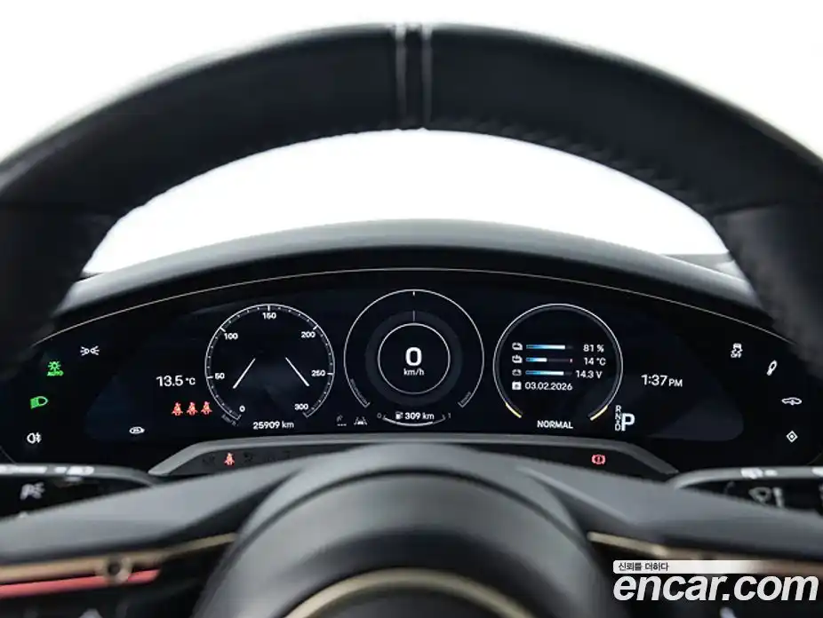 Porsche Taycan 2023 0.1 Автомат в Москве № 824209, фото 8