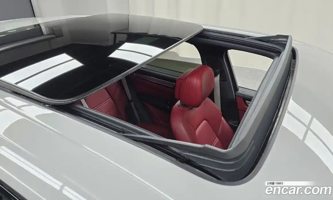 Porsche Cayenne 2023 3.0 Автомат в Москве № 824244, фото 18