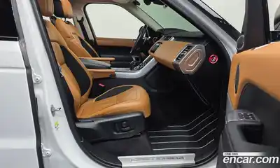 Land Rover Range-Rover Sport 2020 3.0 Автомат в Москве № 824791, миниатюра 11