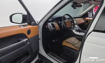 Land Rover Range-Rover Sport 2020 3.0 Автомат в Москве № 824791, миниатюра 10