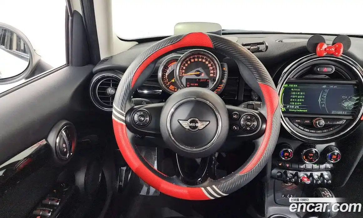 Mini Cooper 2017 1.5 Автомат в Москве № 825273, фото 13