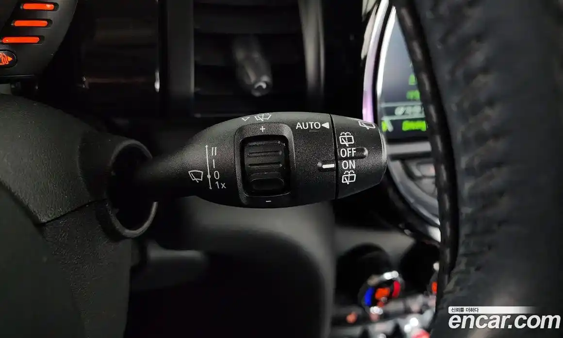 Mini Cooper 2017 1.5 Автомат в Москве № 825273, фото 17