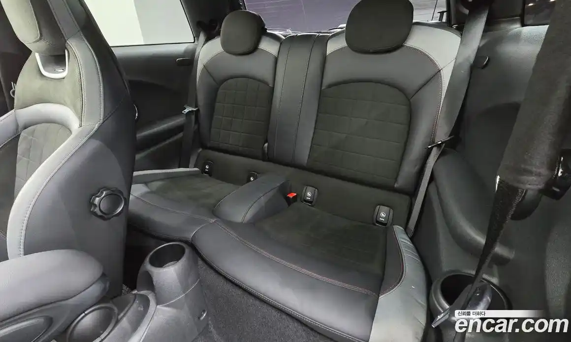 Mini Cooper 2020 2.0 Автомат в Москве № 825317, фото 12