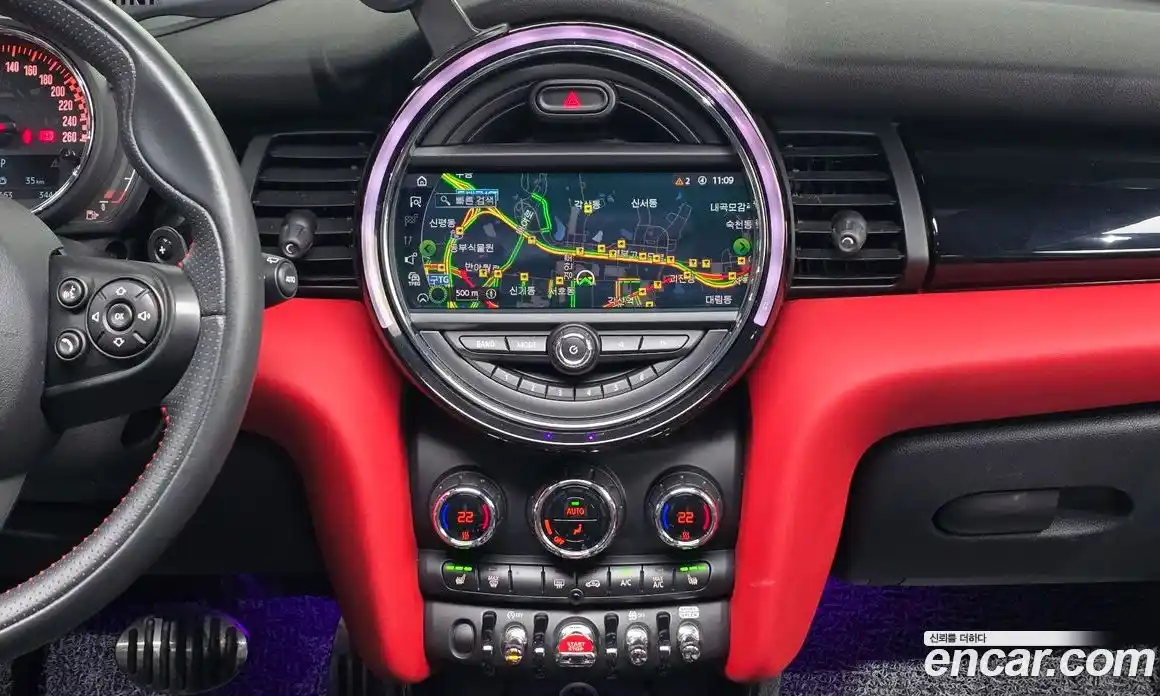 Mini Cooper 2020 2.0 Автомат в Москве № 825317, фото 15