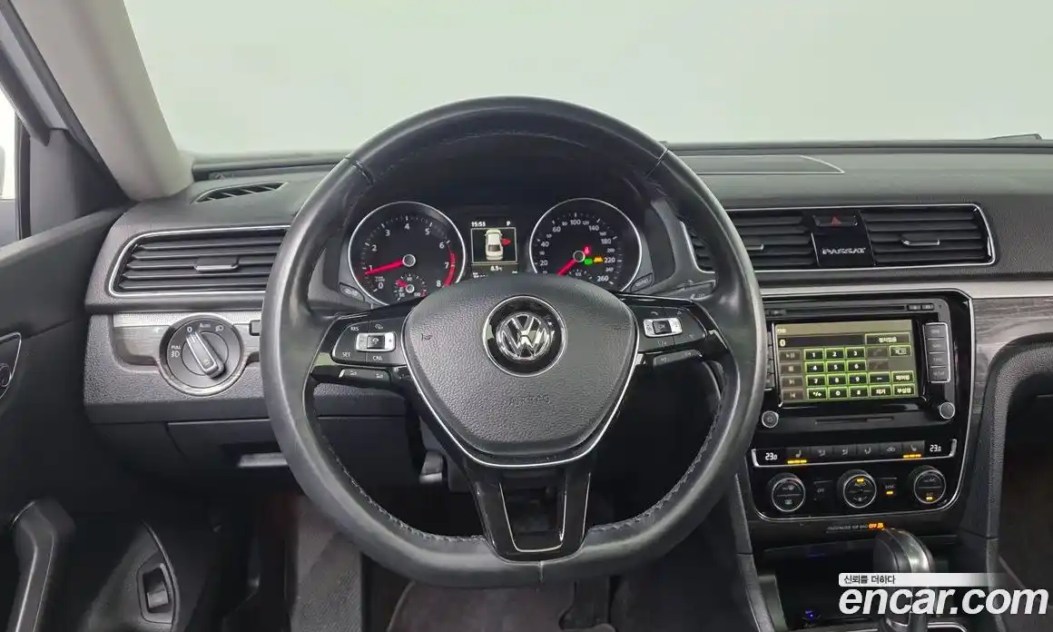 Volkswagen Passat 2018 2.0 Автомат в Москве № 826141, фото 13