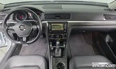 Volkswagen Passat 2018 2.0 Автомат в Москве № 826141, миниатюра 7