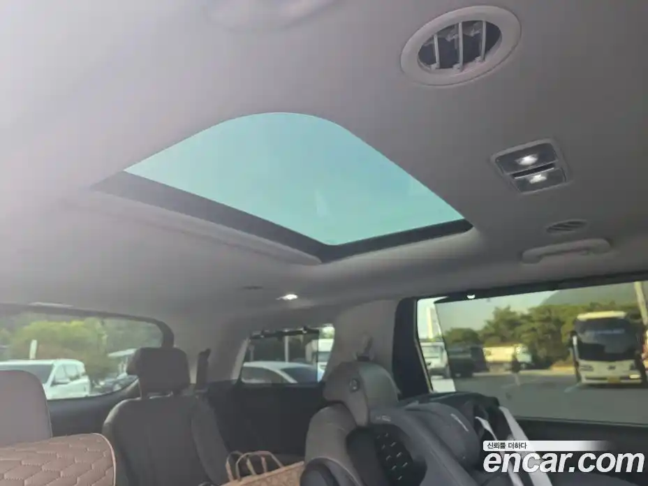 Kia Canival 2025 1.6 Автомат в Москве № 102190, фото 6