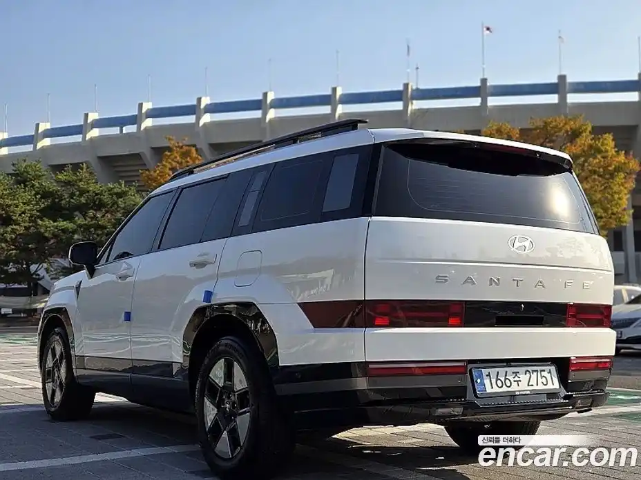 Hyundai Santa Fe 2023 1.6 Автомат в Москве № 112756, фото 5